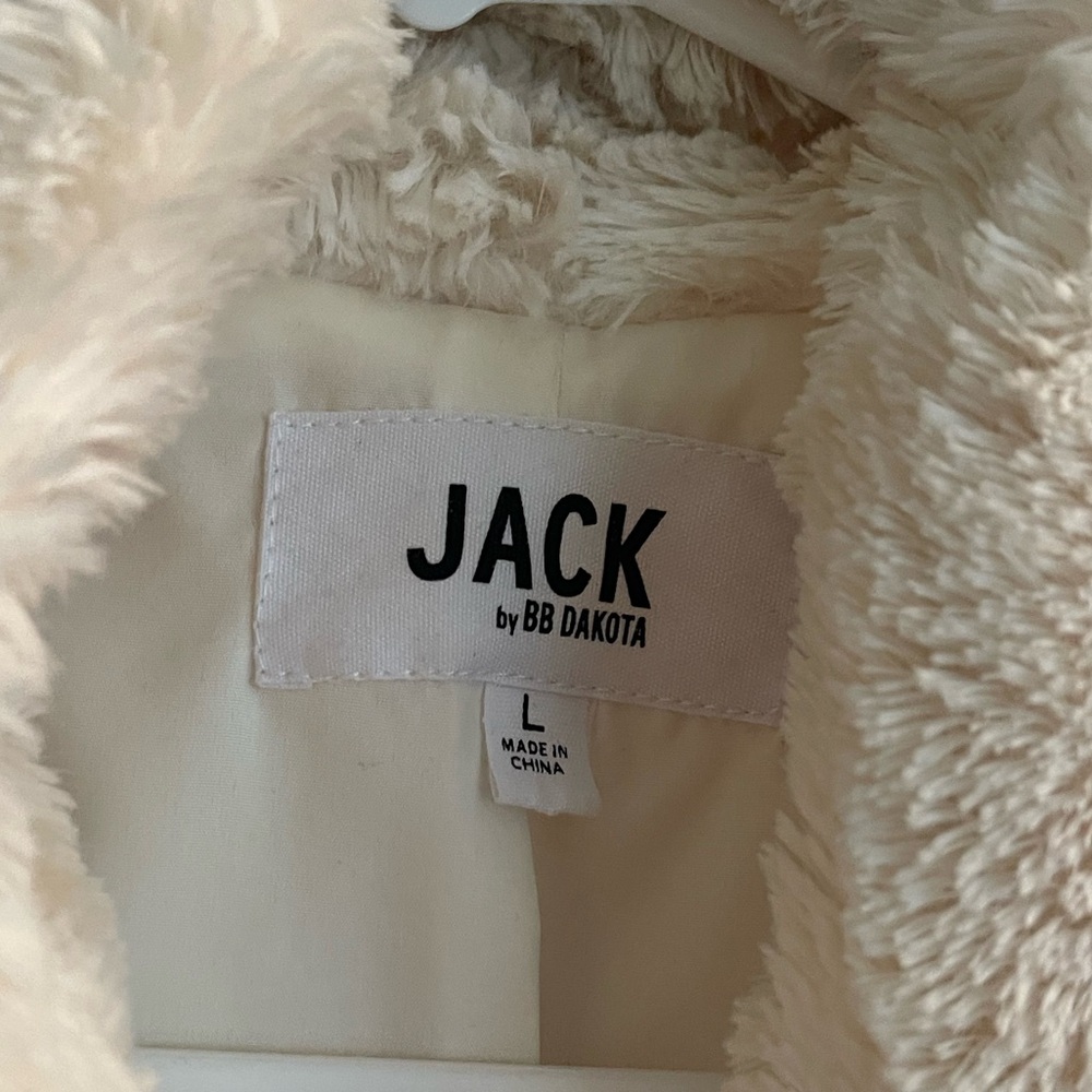 Soft Shearling Vest - image 3